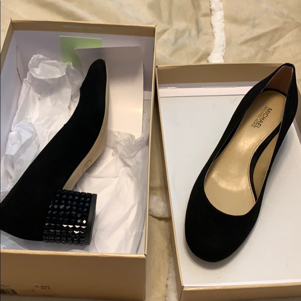 Micheal Kors pump with jeweled heel size 5.5